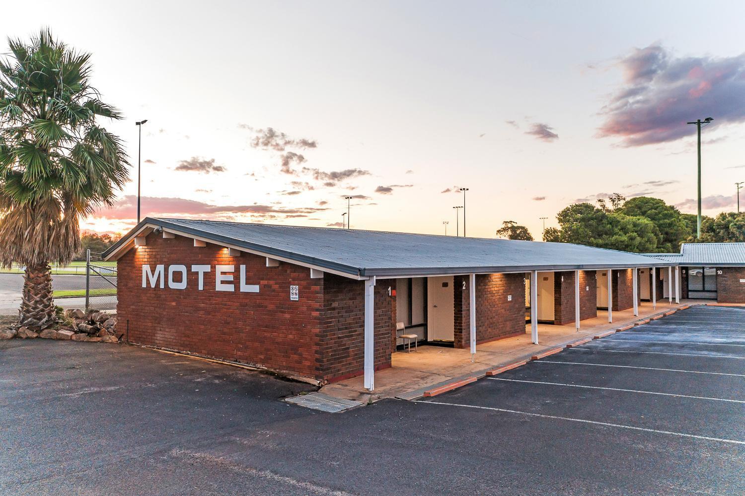 Parkview Motor Inn Parkes Extérieur photo
