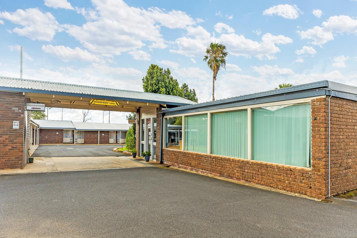Parkview Motor Inn Parkes Extérieur photo